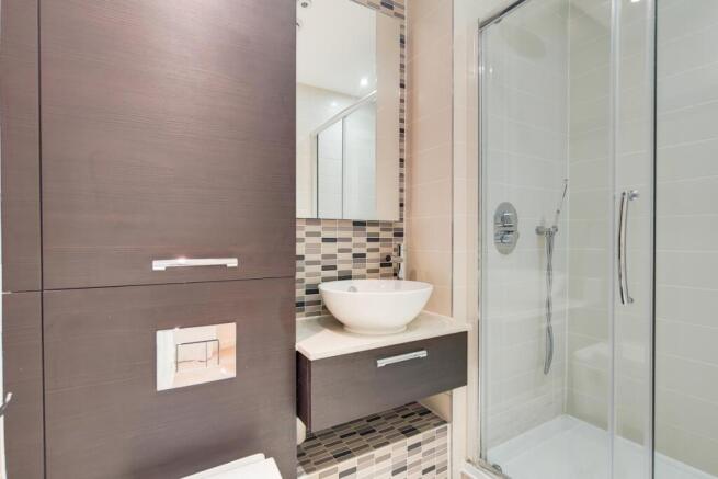3_Master Ensuite-0