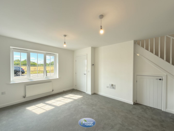 3 bed Semi-Detached for sale Image 7