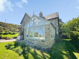 Cefn Y Bryn, Sarn, Newtown SY16 4HJ