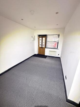 1 bed Flat to rent Image 6