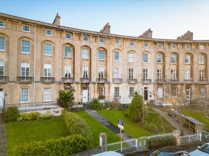 Royal Crescent, Weston-super-Mare - Fully Refurbished & Character Filled Maisonette