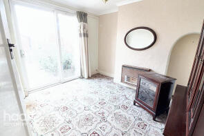 4, Torcross Avenue, Coventry CV2 3NF