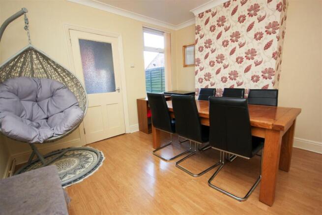 Dining Room.jpg