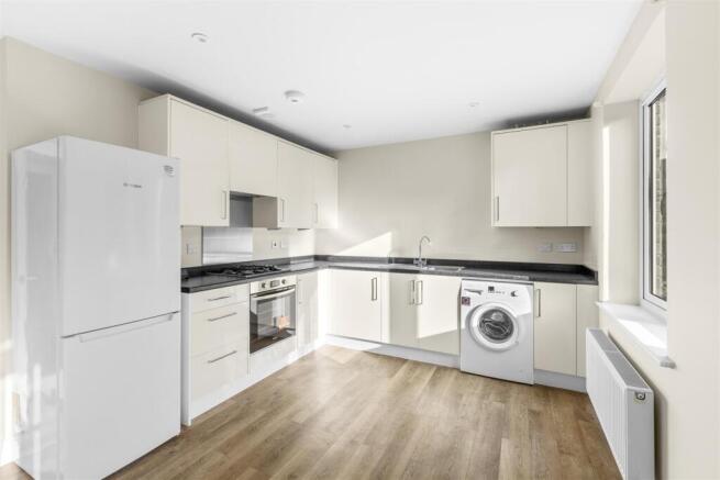 Lindsay Gardens, Gilletts Lane-9.jpg