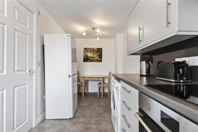 3 bed Semi-Detached for sale Image 7