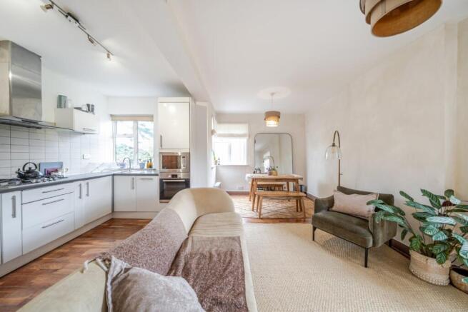 Kitchen / Living