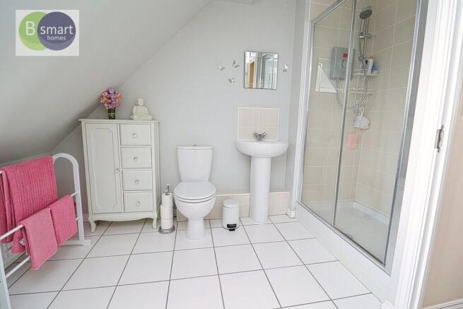 3 bed Semi-Detached for sale Image 12