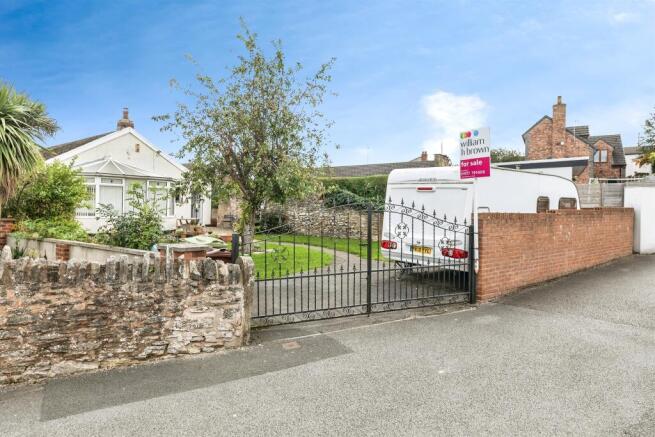 3 bed Detached Bungalow for sale Image 9