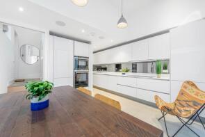 1a Humbolt House, Humbolt Road, London W6 8QL