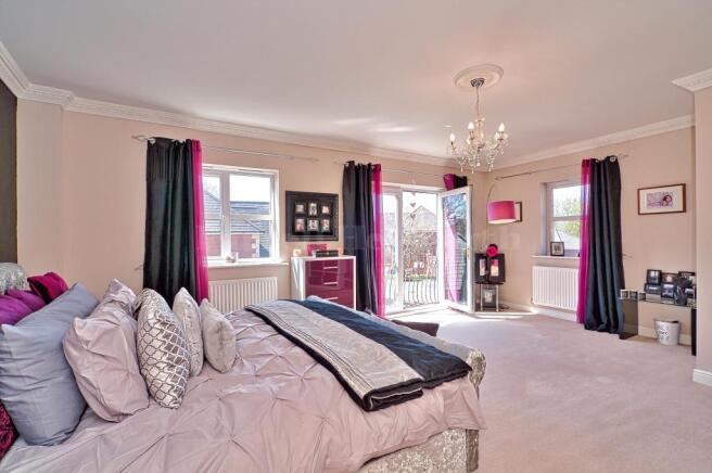 Master Bed