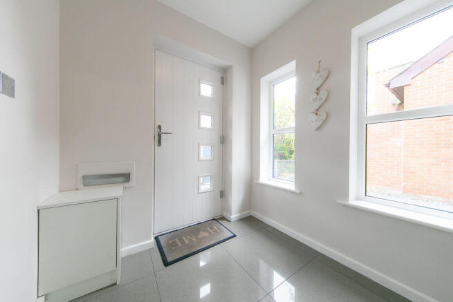 No. 216, Hardhorn Road, Poulton-le-Fylde, Lancs FY6 8ES photo 5