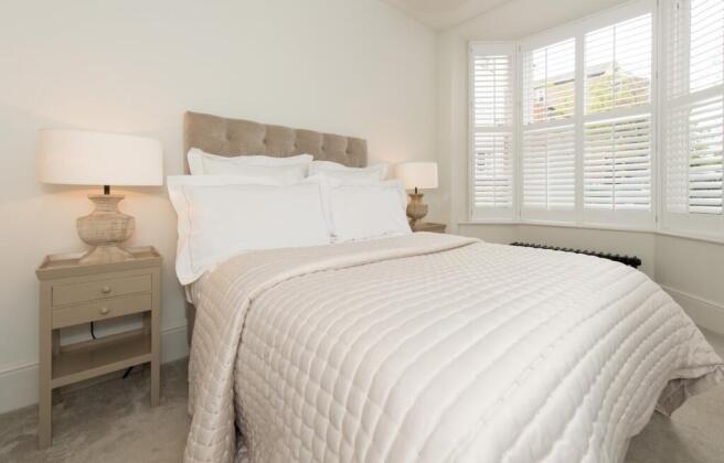 6 bed Detached for sale Image 6