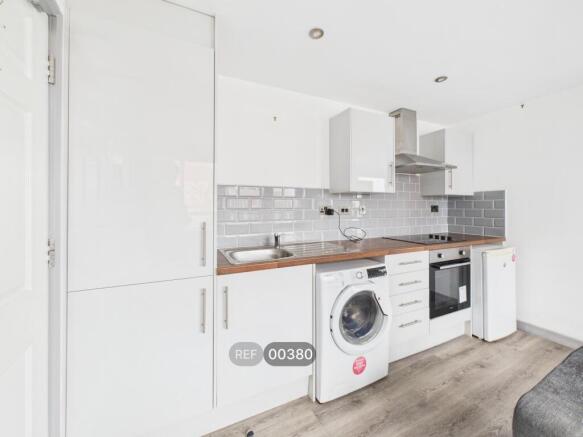 Kitchen / Living room