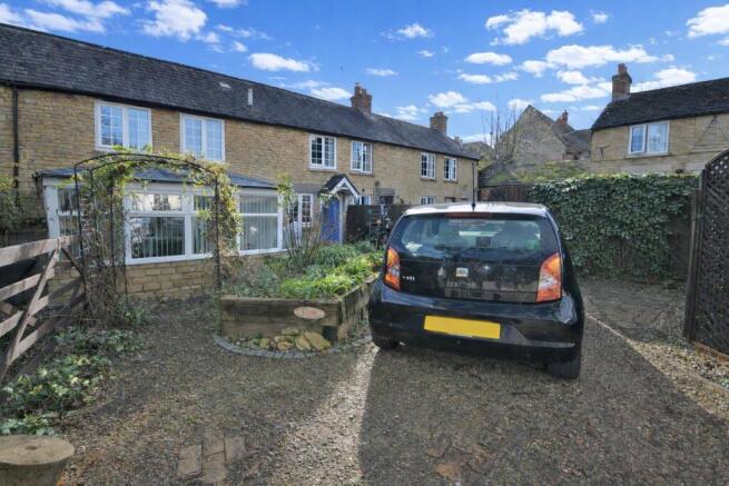 The Hollow, Stanwick, Northamptonshire, NN9 photo 4