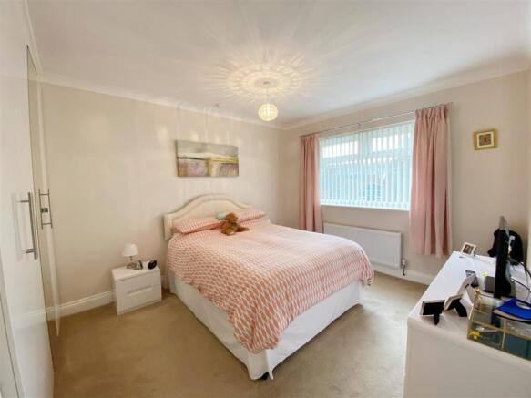 Bed1 pic1.jpg