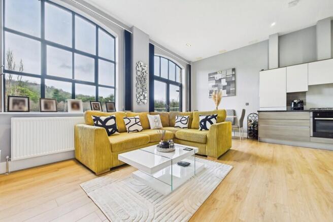 3fcfcbd8-CAM01085...