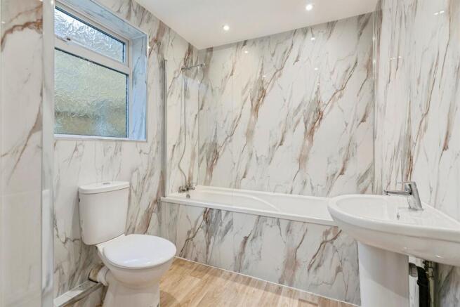 2 bed Terraced for sale Image 12