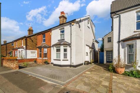 Hook Road, Epsom