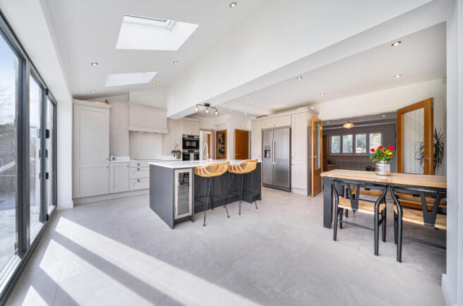 1415211-29-699de7...