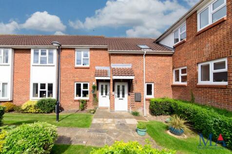 Yew Tree Court, Elstree