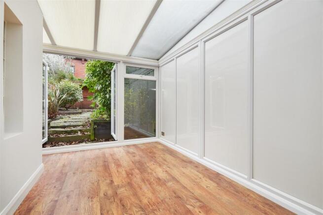 Lettings Brook Green Bradmore Park Road - Dinning 