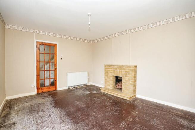 19 Eastfield, West Lavington, Devizes, SN10 4HW