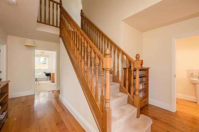 3 bed House for sale Image 10