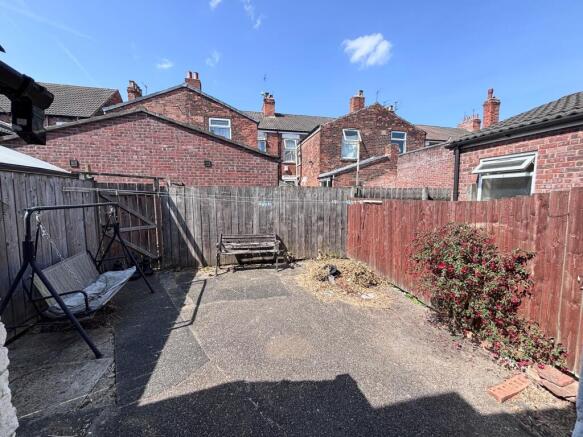 4 bed Terraced to rent Image 10