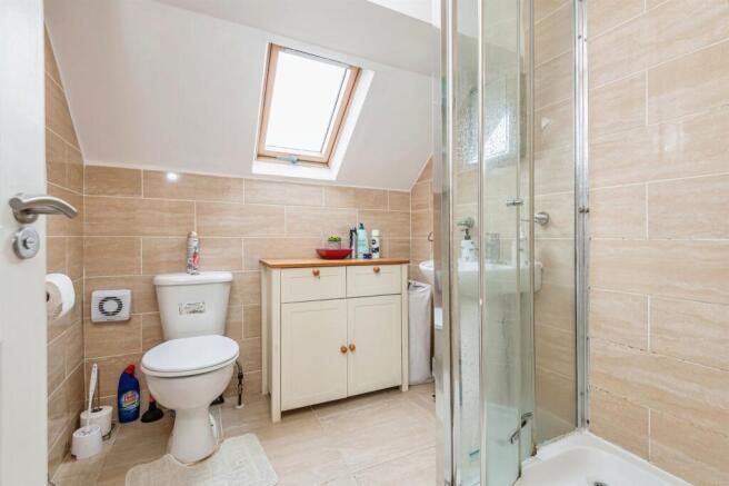 3 bed Detached for sale Image 11