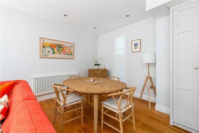 4 bed Detached for sale Image 6