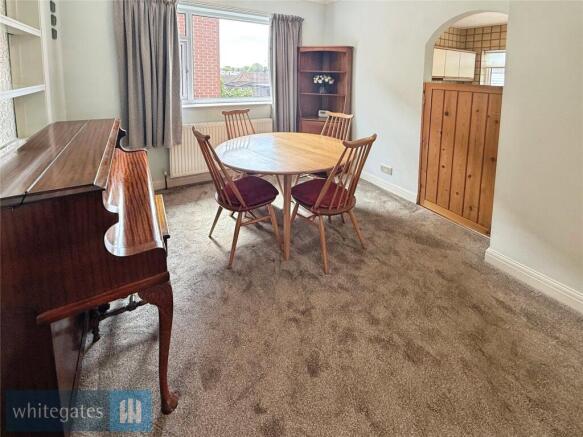 3 bed Bungalow for sale Image 6