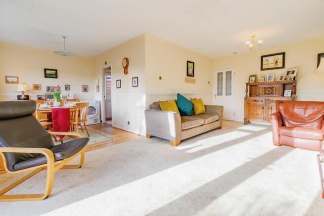Living/Dining Room