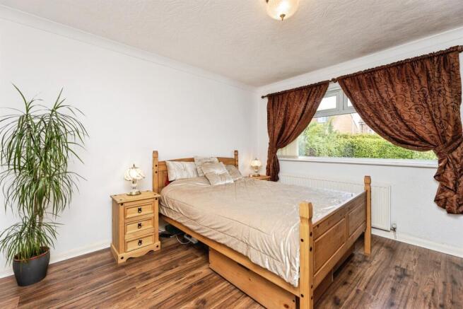 3 bed Detached Bungalow for sale Image 5