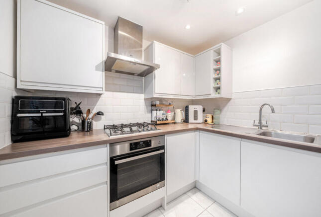 1394153-2-694a7da...