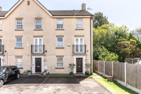 Britannia Close, Winterbourne, Bristol, Gloucestershire