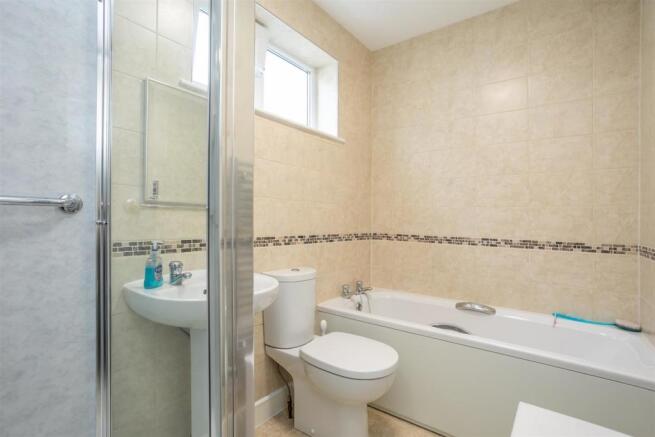 Bathroom A.jpg