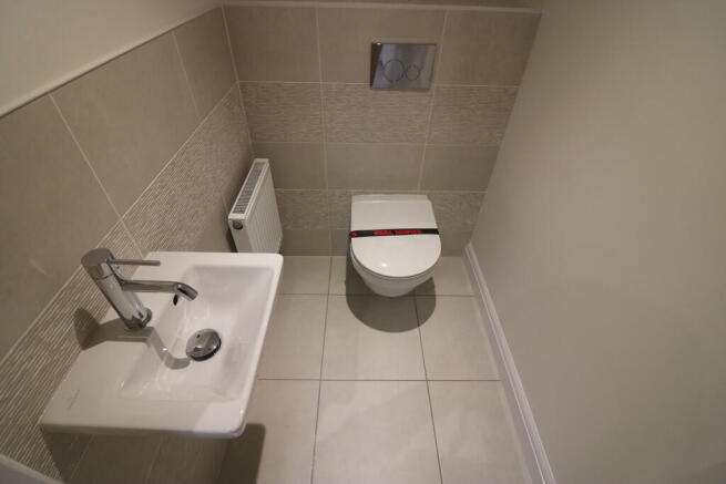 3 bed Semi-Detached to rent Image 6