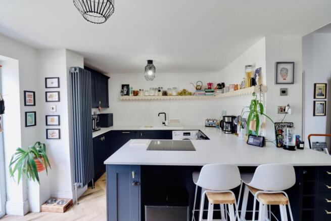 3 bed Terraced for sale Image 5