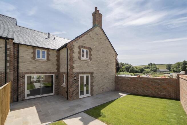 Rear Elevation & Garden