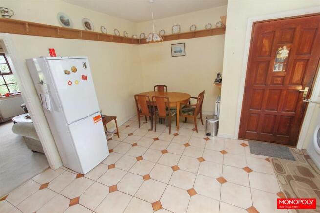 Annex Kitchen...jpg