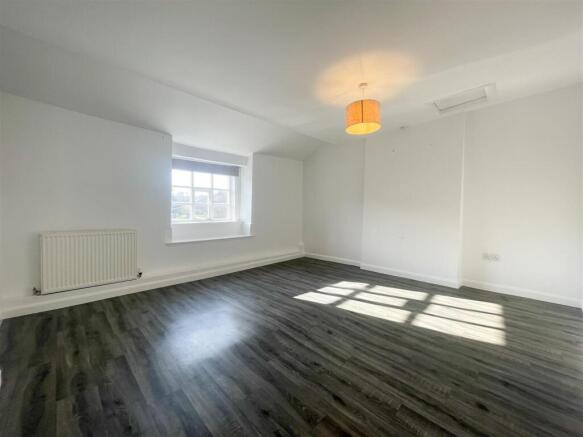 2 bed Cottage to rent Image 11