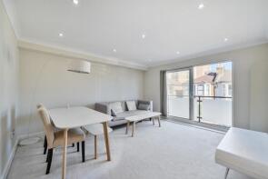 8, 13 19 Cascades Court, Hartfield Crescent, Wimbledon, London SW19 3RL