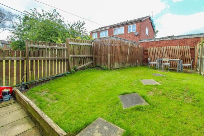 3 bed Terraced for sale Image 9