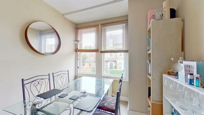 Earlsfield-Road-London-SW18-07262021_164428.jpg