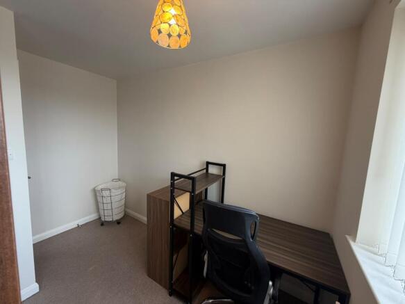 3 bed Town House to rent Image 9