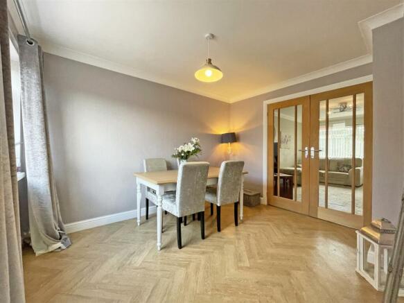 Westfield 218 - Dining FRONT.jpg
