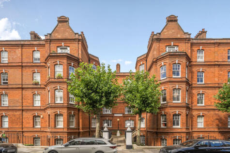 Queen's Club Gardens, Barons Court, London, W14