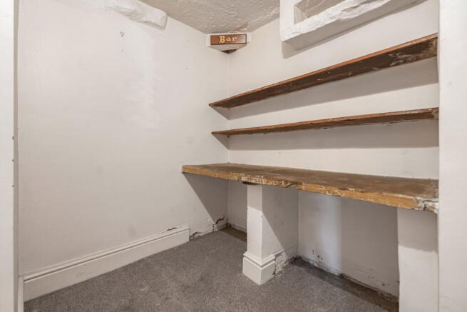 4 bed Terraced for sale Image 11