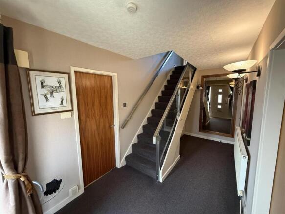 Entrance Hall 1.JPG