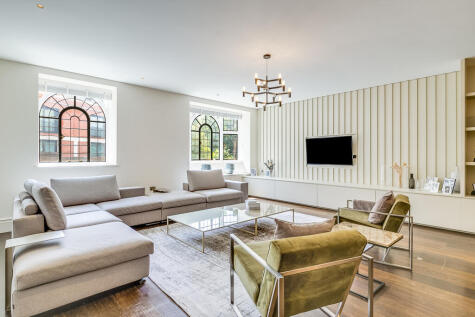 The Bishops Avenue, Hampstead, London, N2
